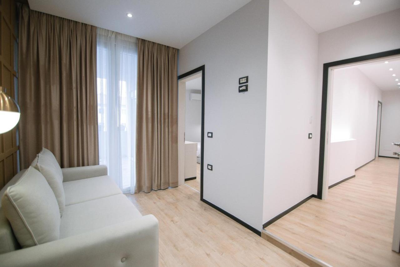 Boulevard Boutique Aparthotel コルチャ エクステリア 写真