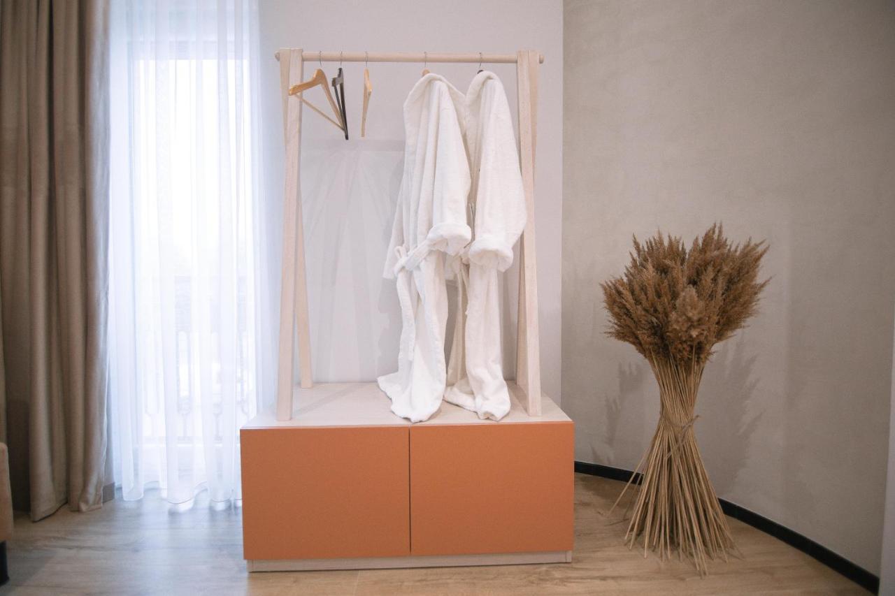 Boulevard Boutique Aparthotel コルチャ エクステリア 写真
